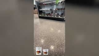 Epoxy Flake Floor Coating doesn't slip on rainy days. Stable even when wet.